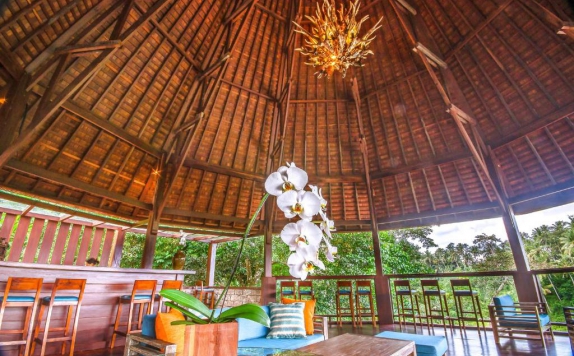 Tampilan Interior Hotel di Udhiana Resort Ubud