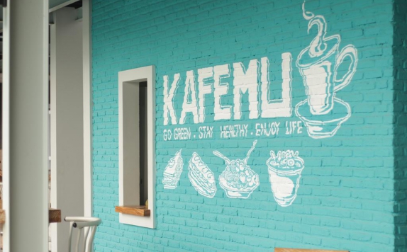 Tampilan Kafe Hotel di Umah Bali Suite and Residence
