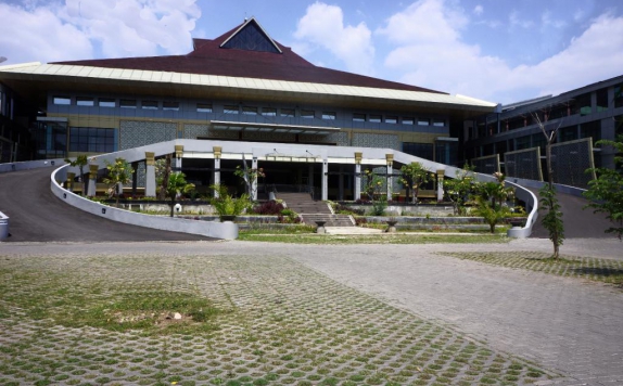 Eksterior di UTC Hotel Semarang