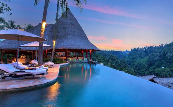 swimming pool di Viceroy Bali