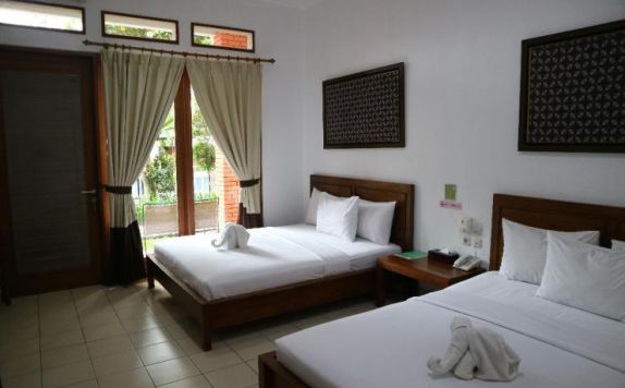 Guest Room Hotel di Villa Bukit Pinus