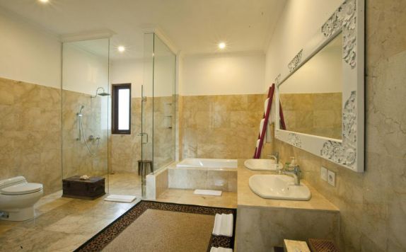 Bathroom di Villa Cinta
