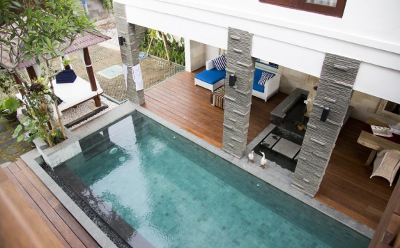 Swimming Pool di Villa Club 9 Residence