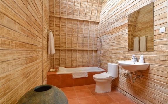 Bathroom di Villa Delmar Canggu