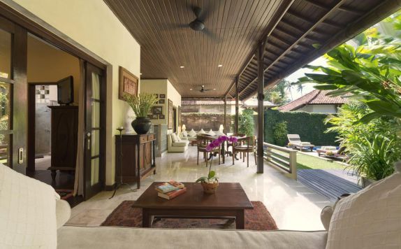 dining room di Villa Eight Bali