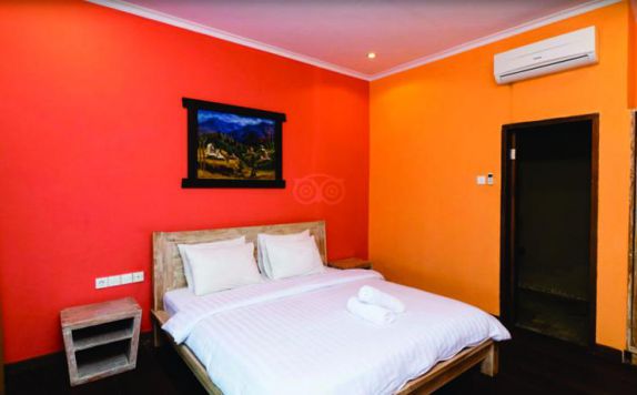 King Bed di Villa Karang Hotel and Restaurant