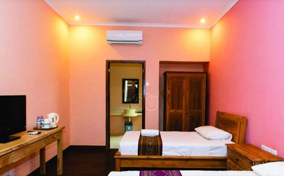 Twins Bed di Villa Karang Hotel and Restaurant