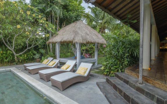 Eksterior Hotel di Villa Karisa Bali
