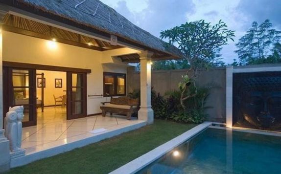 Outdoor Pool di Villa Ke Bali