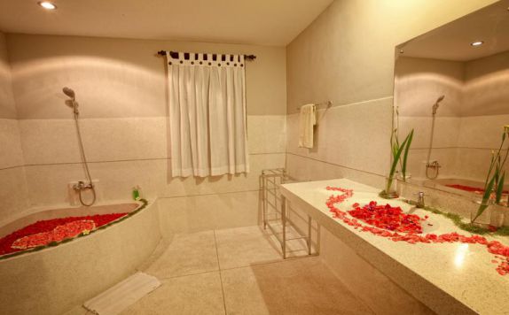 Bathroom di Villa Mandi