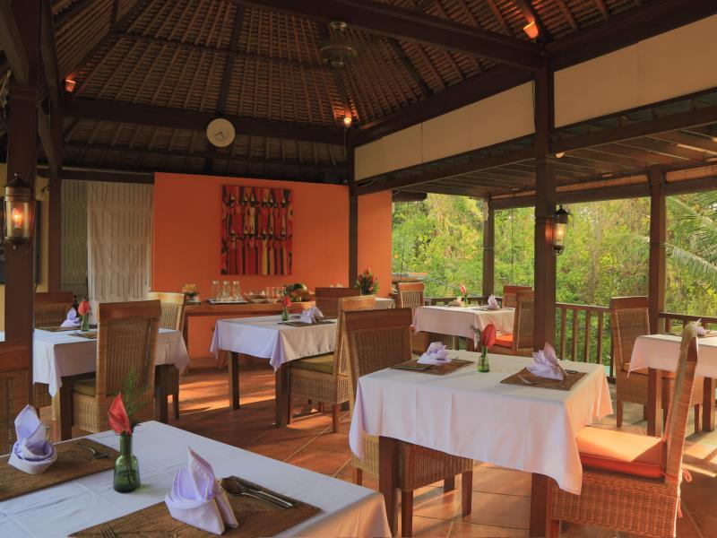Restoran di Villa Nirvana Bali