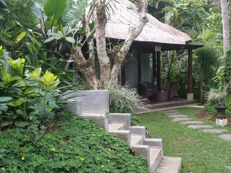 Taman di Villa Nirvana Bali