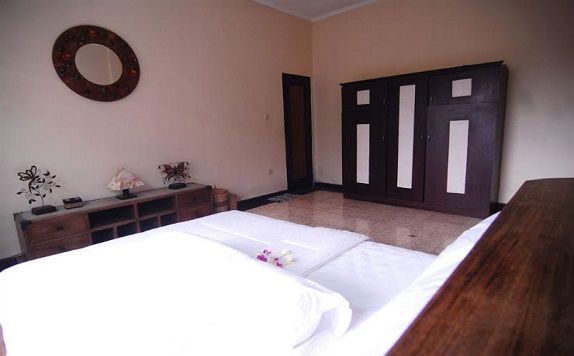 Double Bed di Villa Rumah Badung