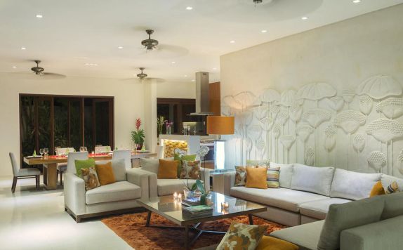 living room di Villa Shinta Dewi