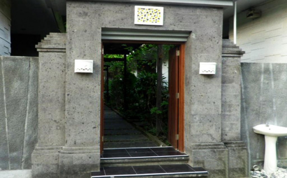 Gate in di Villa Tunjung Asri Kerobokan