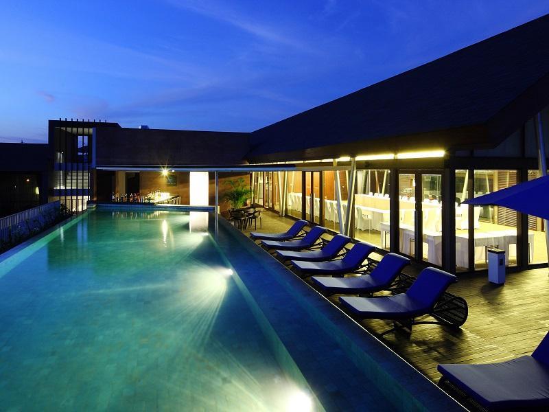 Kolam Renang di Watermark Hotel & Spa Bali