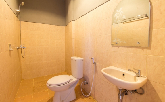 Bathroom di Wijaya Imperial Hotel