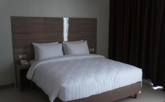 guest room di Win Grand Hotel Bekasi