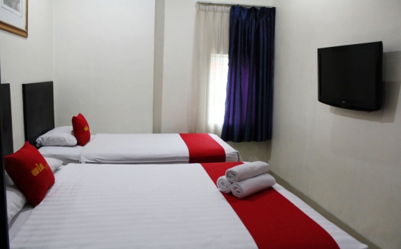 kamar tidur di Win Hotel Panglima Polim Jakarta