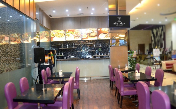 Restaurant di World Hotel Jakarta