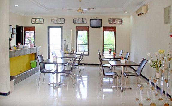 restaurant di ZEN Rooms Gubeng Kertajaya