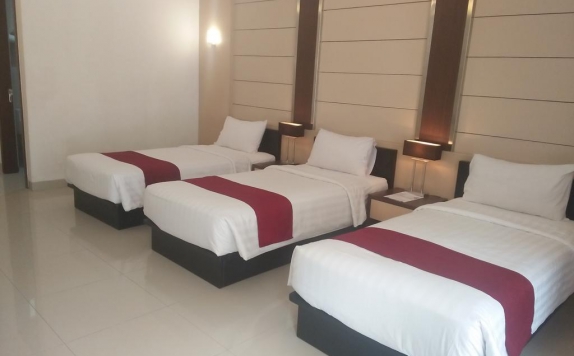 Tampilan Bedroom Hotel di Zuri Resort Cipanas