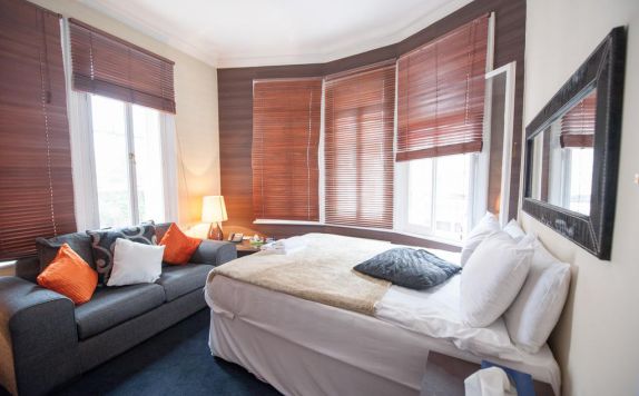 159 Knightsbridge Hotel London