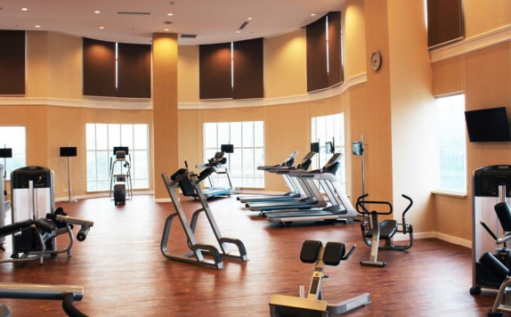 Gym and Fitness Center di Adimulia Hotel Medan