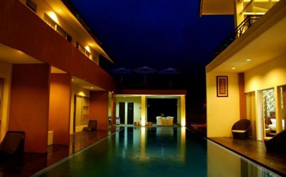 Swimming Pool di Aie Angek Cottage