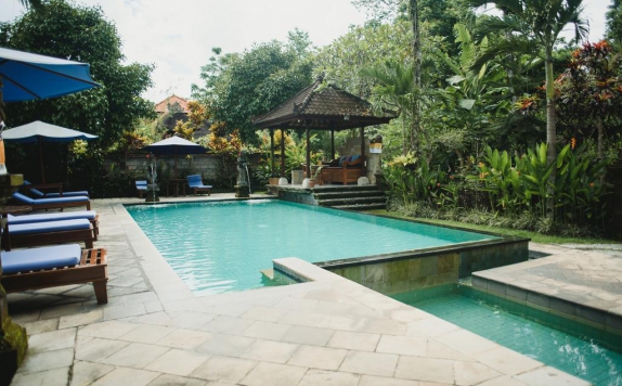 Swimming Pool di Alam Jiwa