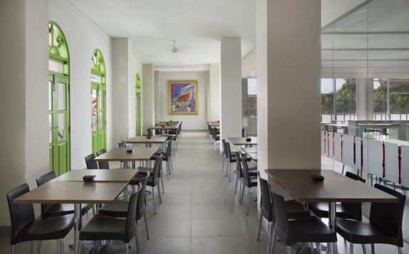 Tampilan Restoran Hotel di Amaris Malioboro
