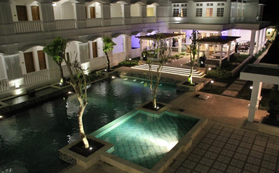 Swimming pool di Ammi Hotel Cepu