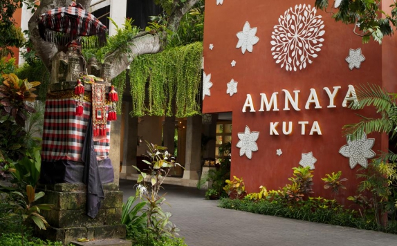 Front View di Amnaya Resort Kuta