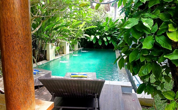 Swimming Pool di Andamar Luxury Villas Seminyak