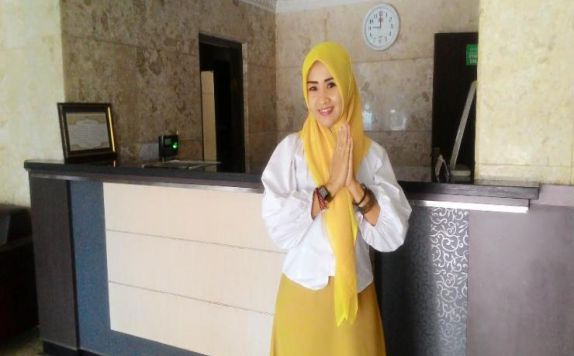 receptionist di Andika Hotel