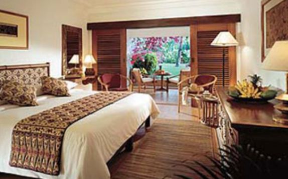 guest room di Aneka Beach Hotel