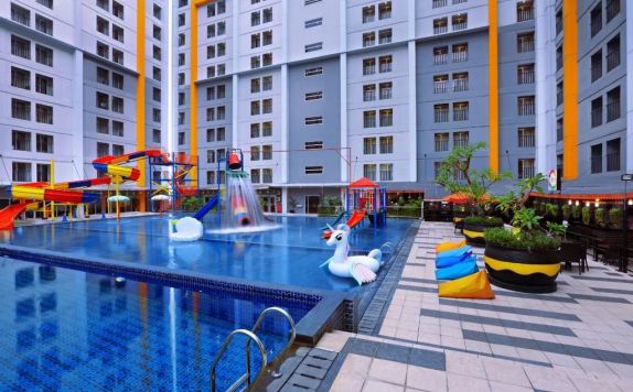 Swimming Pool di Ara Hotel Gading Serpong