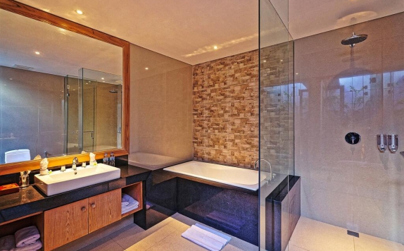 Bathroom di Arman Villas