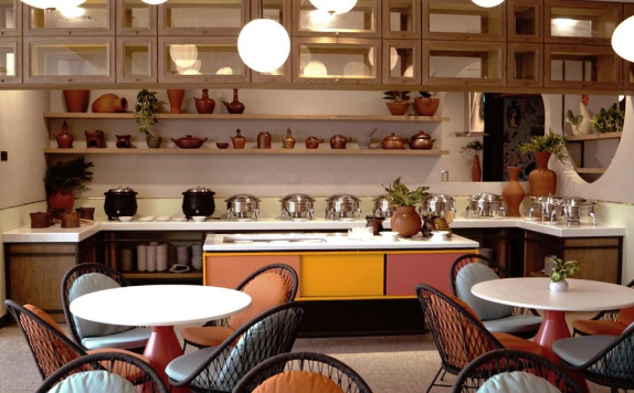 Restoran Hotel di Artotel Yogyakarta
