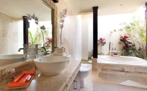 Bathroom di Aruna Samsara Villa