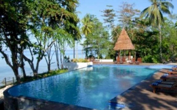 swiming pool di Asana Biak Hotel (Formaly Aerotel Irian Hotel)