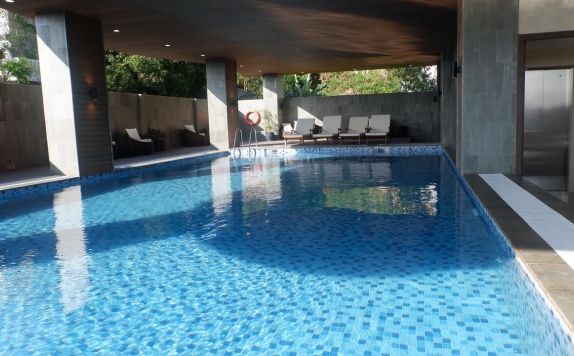 Swimming Pool di Asia Link Hotel