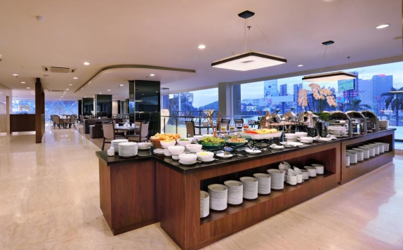 Food & Beverages di Aston Imperial Bekasi Hotel & Conference Center