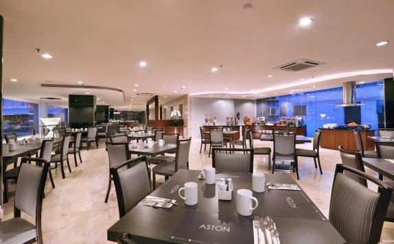 Restaurant di Aston Imperial Bekasi Hotel & Conference Center