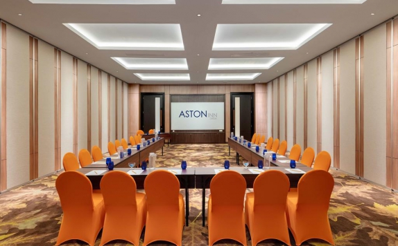 Meeting room di Aston INN Gresik