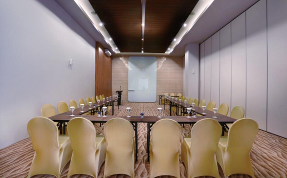 Meeting room di Aston Inn Mataram