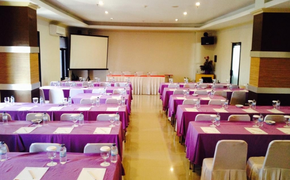 Meeting room di Aston Ketapang City Hotel