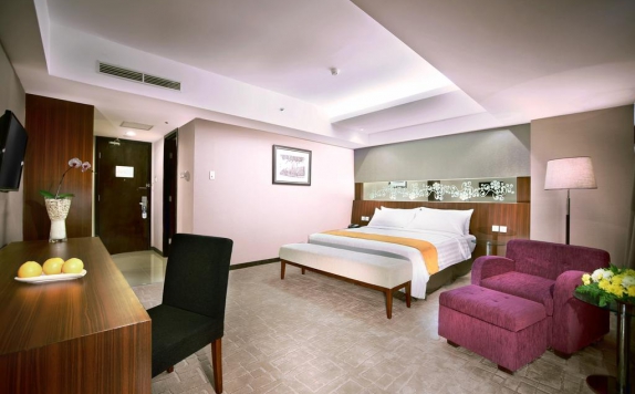 guest room di Aston Madiun Hotel & Conference Center