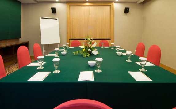 Meeting room di Aston Manado