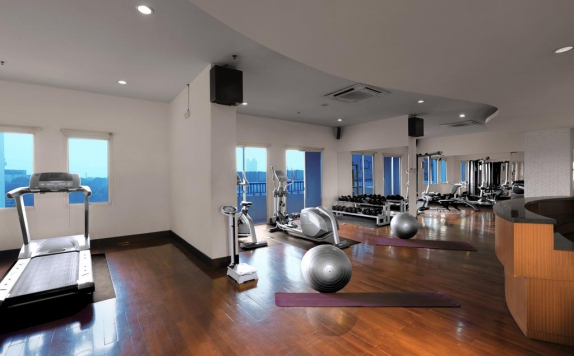 Gym di Aston Marina Hotel & Residence